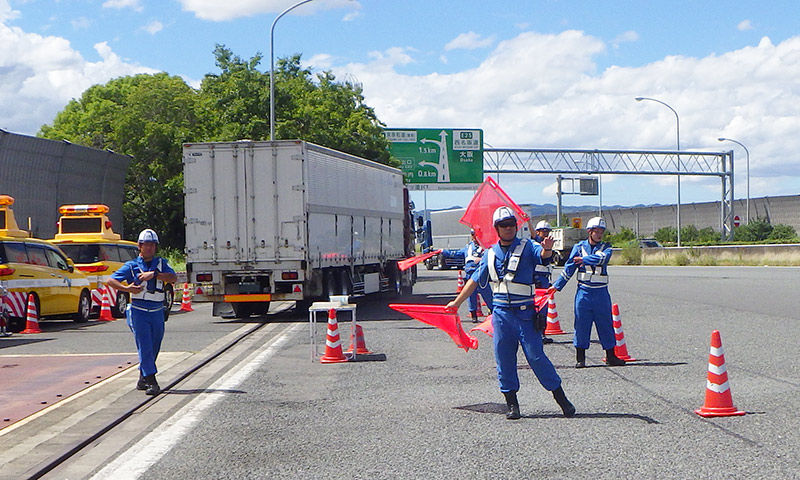 法令違反車両取締等業務