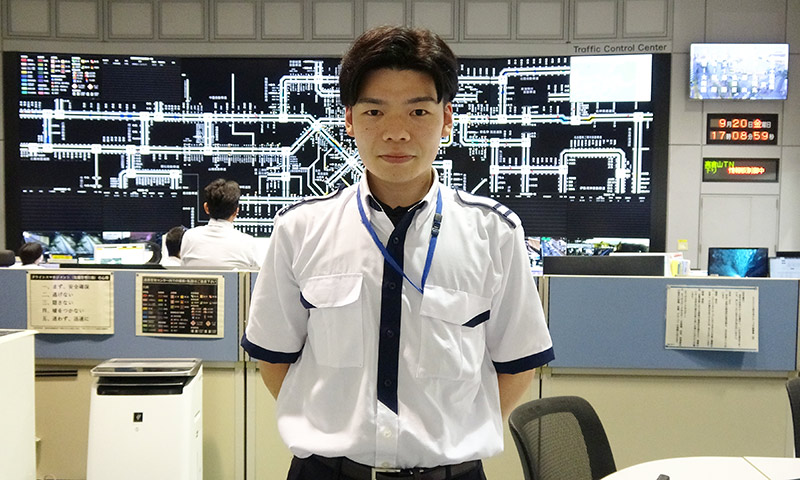 通信管理センター 大見 晃輔
